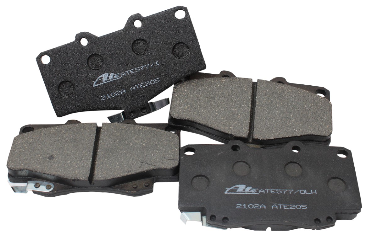TOYOTA HILUX 98-04 BRAKE PADS