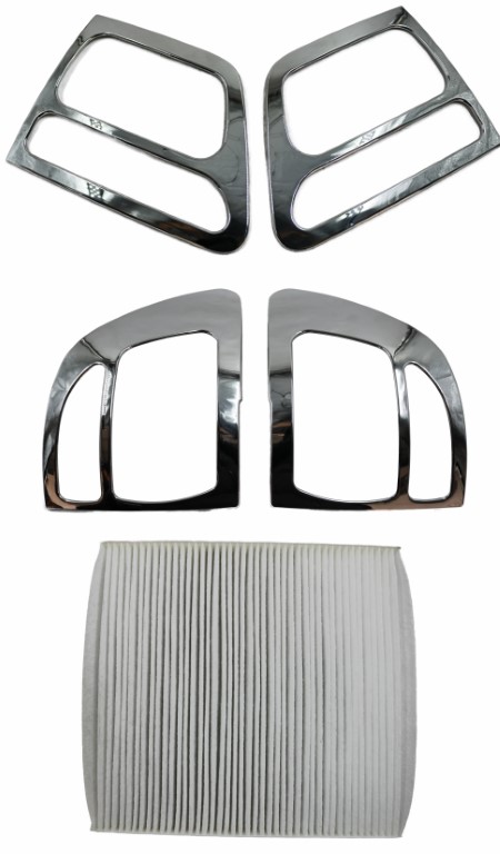TOYFOTA 05-15 CHROME FRONT TAIL LAMP COVER