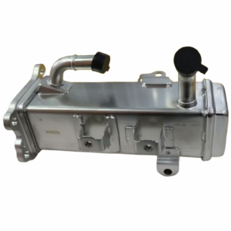 TOYOTA HILUX 16- MANIFOLD COOLER INLET