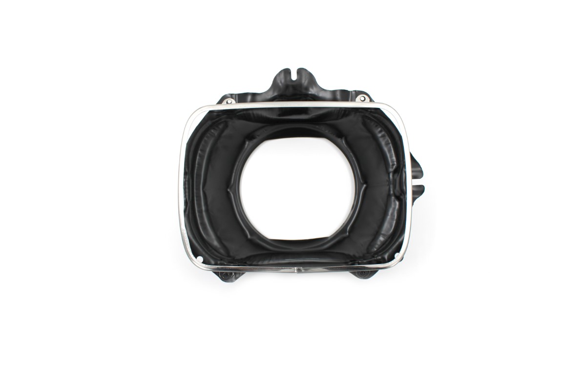 Toyota Hilux Yn RH Headlamp Bucket