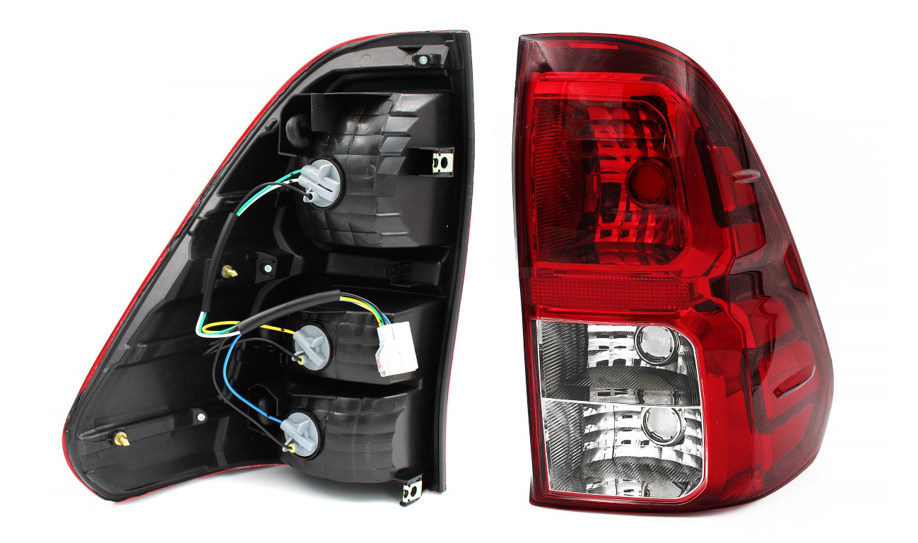 TOYOTA HILUX 2021- REVO SINGLE CAB/DOUBLE CAB RIGHT HAND TAIL LAMP