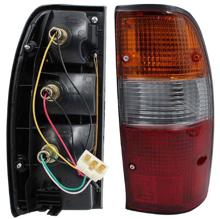 MAZDA DRIFTER/RANGER 00-03 RIGHT HAND TAIL LAMP