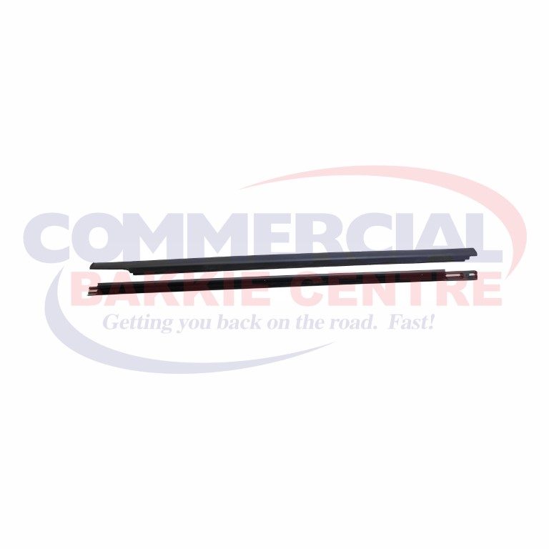 MITSUBISHI COLT 1998-2006 MK2 LEFT HAND OUTER WEATHER STRIP