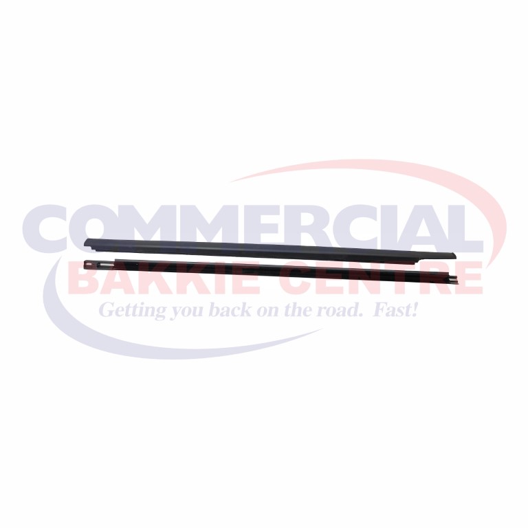 Mitsubishi Colt Mk2 RH Outer Weather Strip