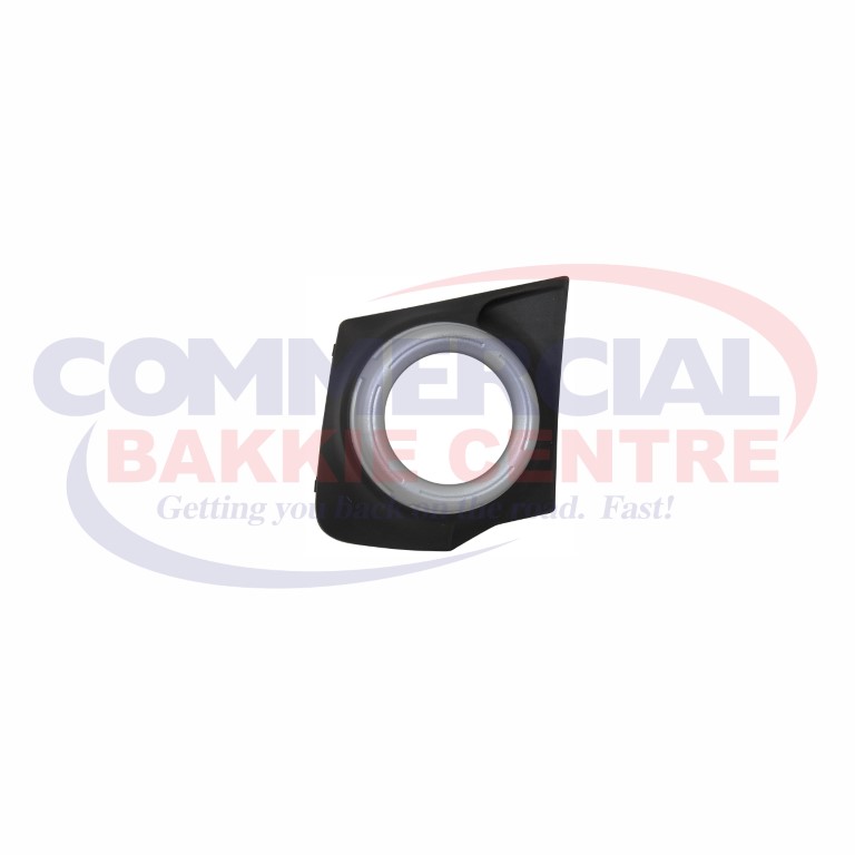 Mitsubishi Triton 17 - LH Chrome Fog Lamp Cover