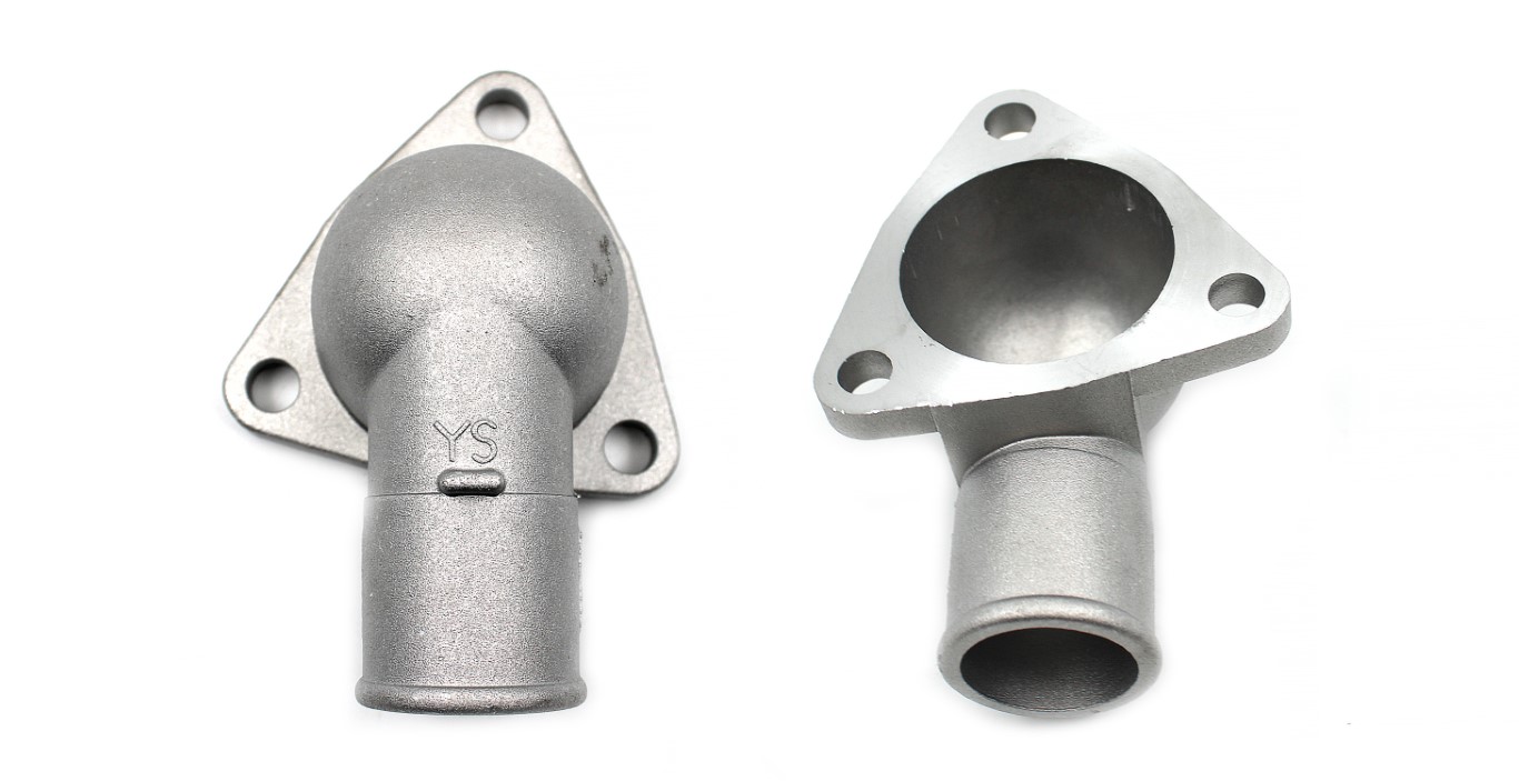 Toyota Hilux 2.4 Thermostat Housing